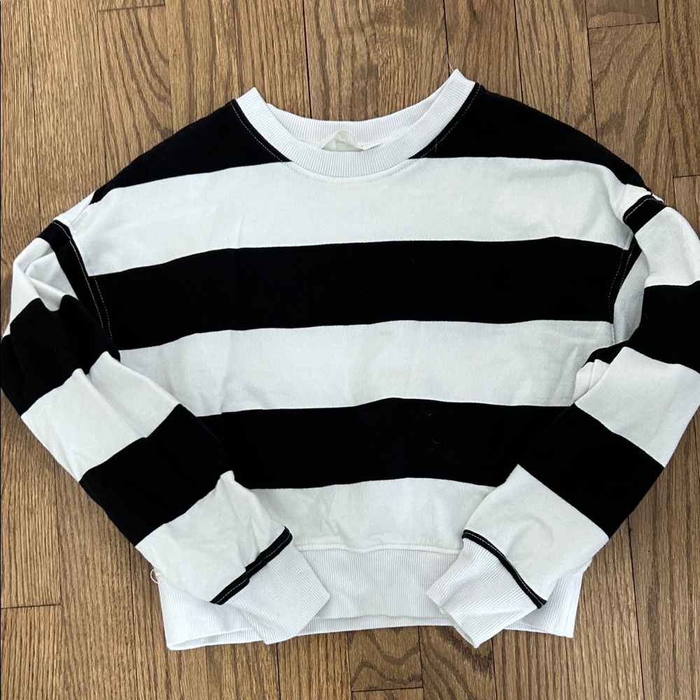 H&M Kids Black and White Striped Sweater Size 8/10